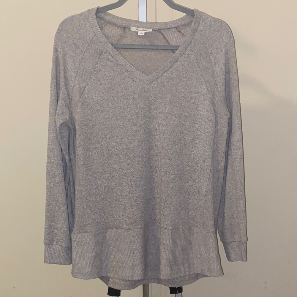 Long Sleeve V-Neck Top